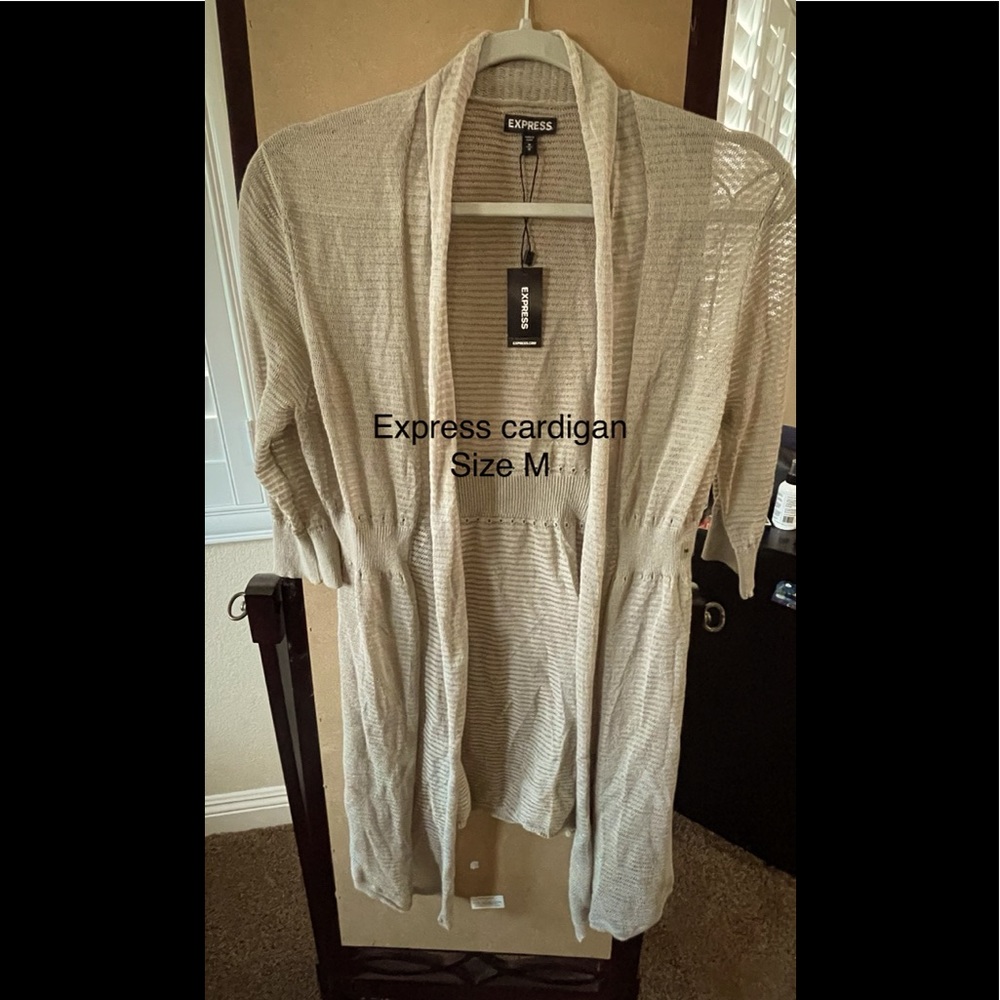 Express light cardigan size M in beige